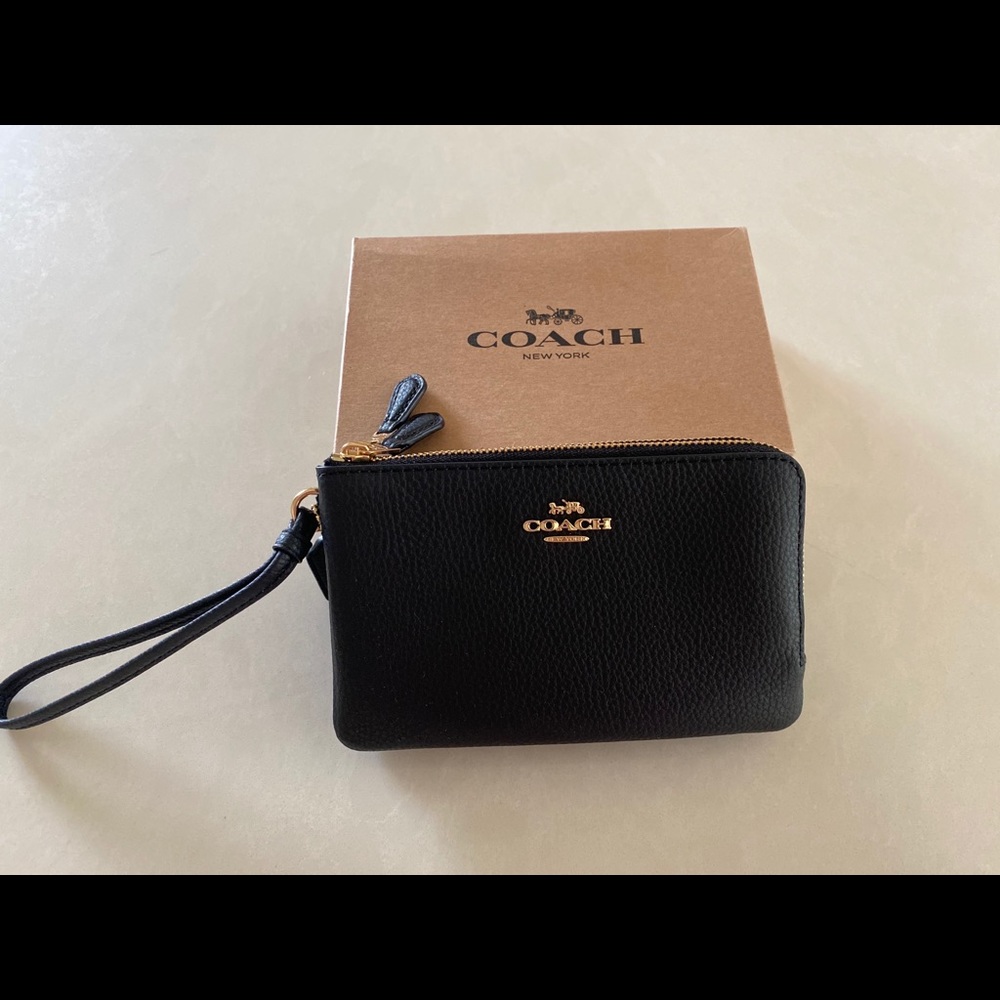 Coach Double Corner Zip Leather Wristlet